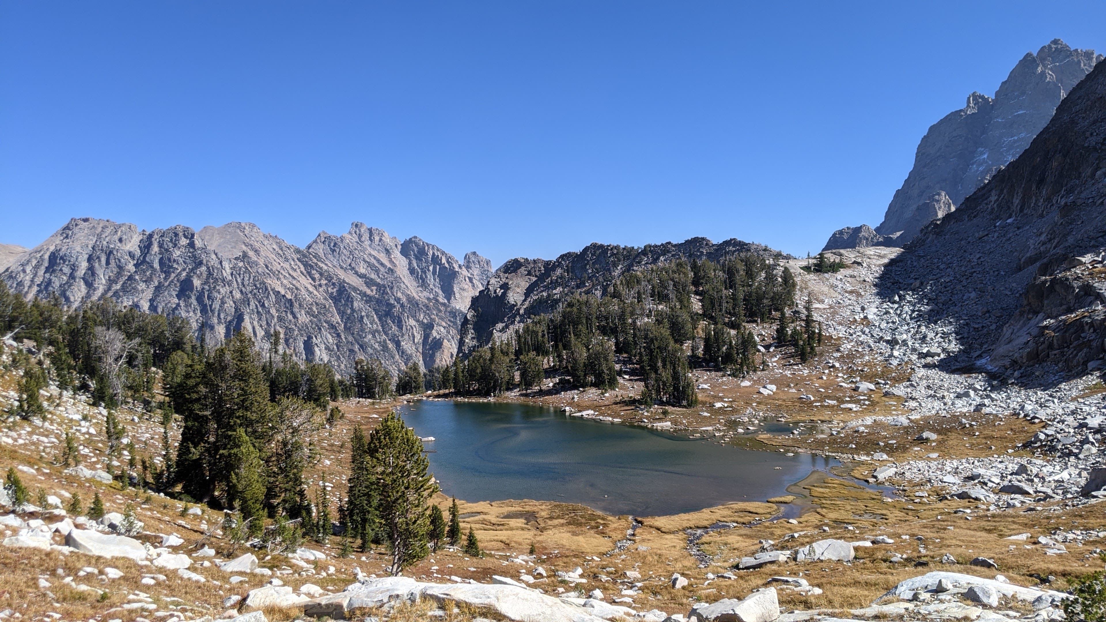 The unnamed lake that had been my objective for the last 2 hours